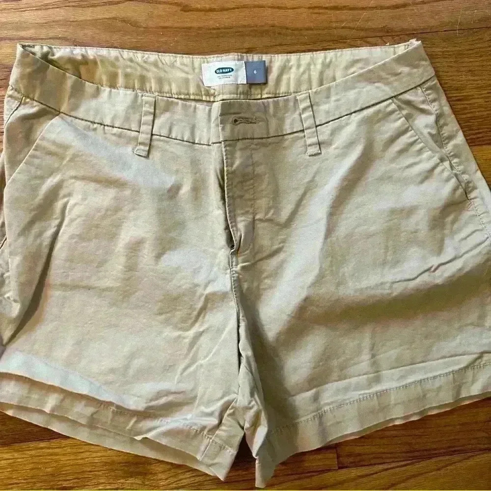 Old navy shorts